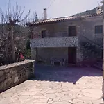 Traditional On Argolis For 6 Persons *