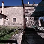 Traditional On Argolis For 6 Persons Karia (Argolis)