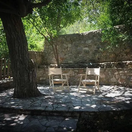 Traditional On Argolis For 6 Persons Karia (Argolis)