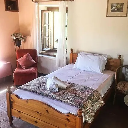 Traditional On Argolis For 6 Persons *