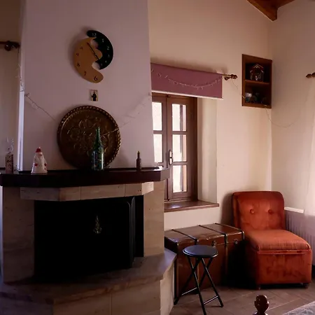 Traditional On Argolis For 6 Persons Casa vacanze