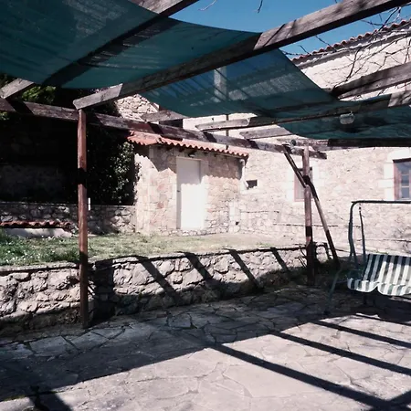 Traditional On Argolis For 6 Persons Casa vacanze