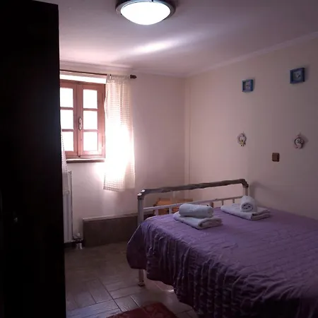 Traditional On Argolis For 6 Persons Holiday home *