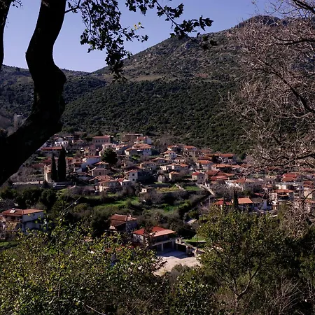 Traditional On Argolis For 6 Persons Holiday home Karia (Argolis)